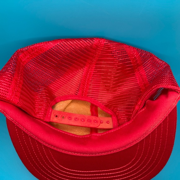 Vintage Shell Oil and Gas Hat - Canada Made - Red Trucker Cap - Picture 5 of 14